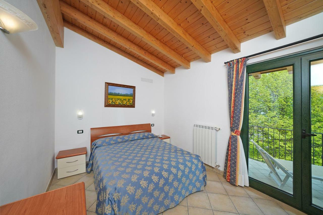 Appartamenti Cepo Tremosine Exterior foto
